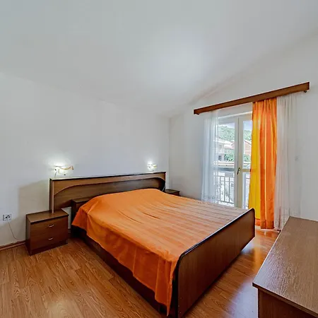 Kuzma Apartment