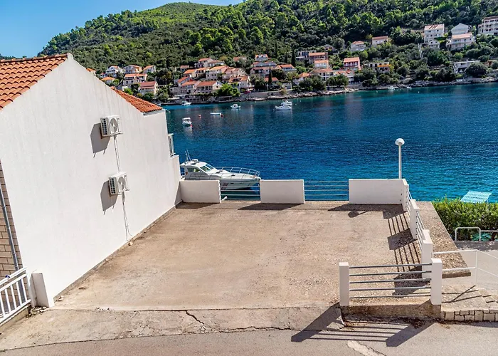 Kuzma Smokvica (Korcula)