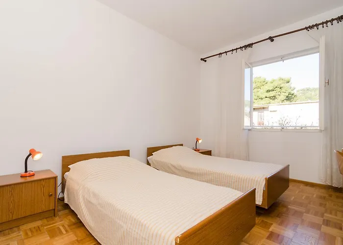 Kuzma Smokvica (Korcula)